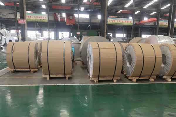 母線槽中使用1060鋁板的優(yōu)點(diǎn)是什么？